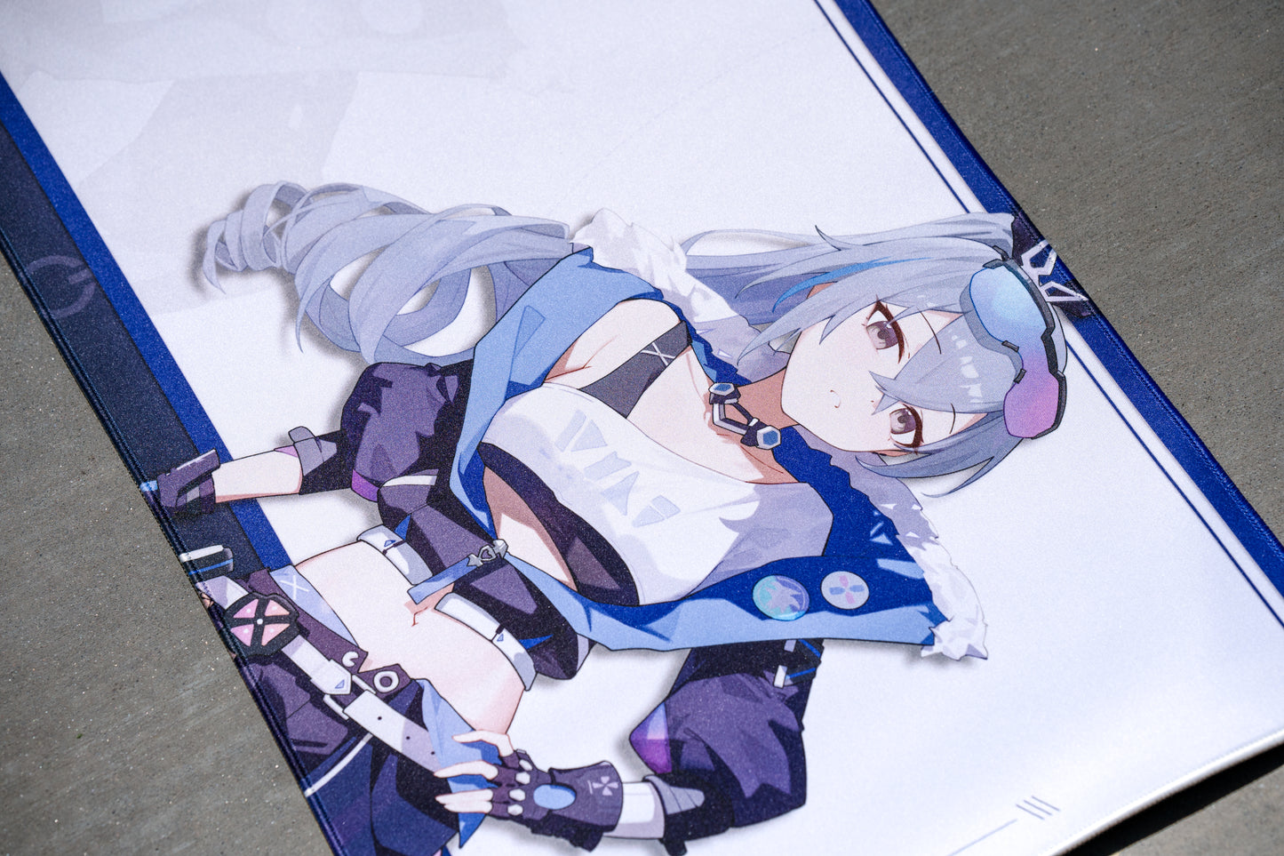 Silver Wolf Deskmat