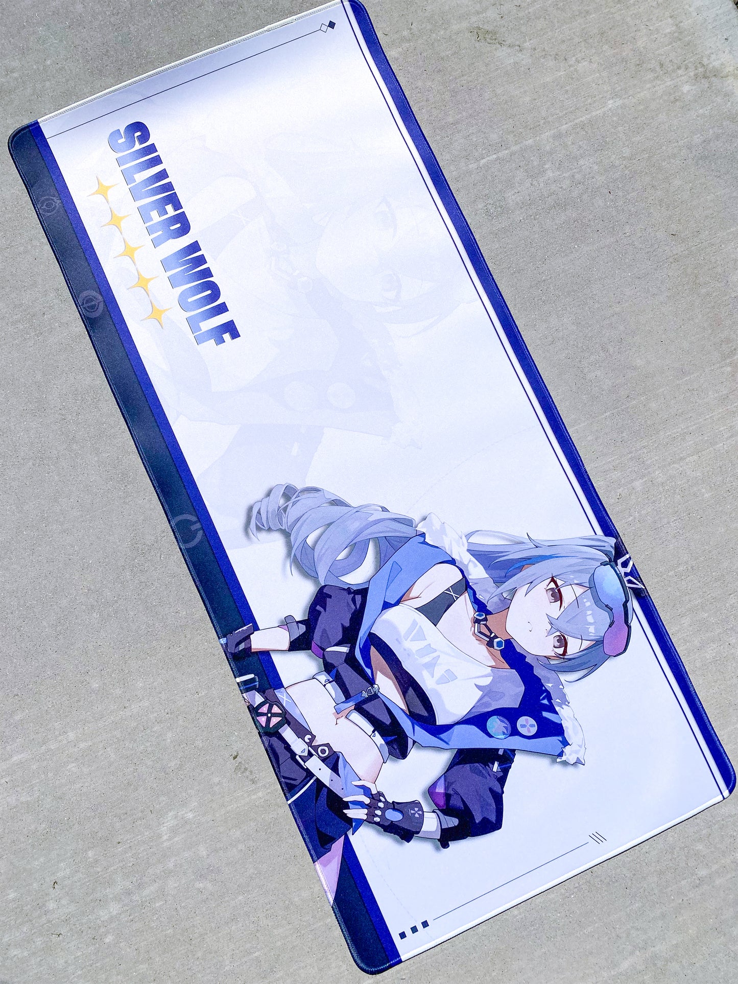 Silver Wolf Deskmat